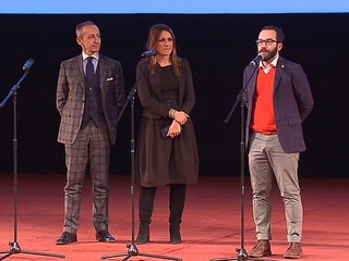 � ������ �������� V ���������-����������� ������������� RIFF